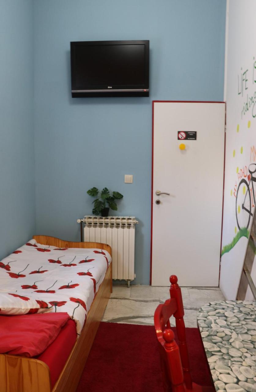 Fancy Hostel Zagreb Bagian luar foto