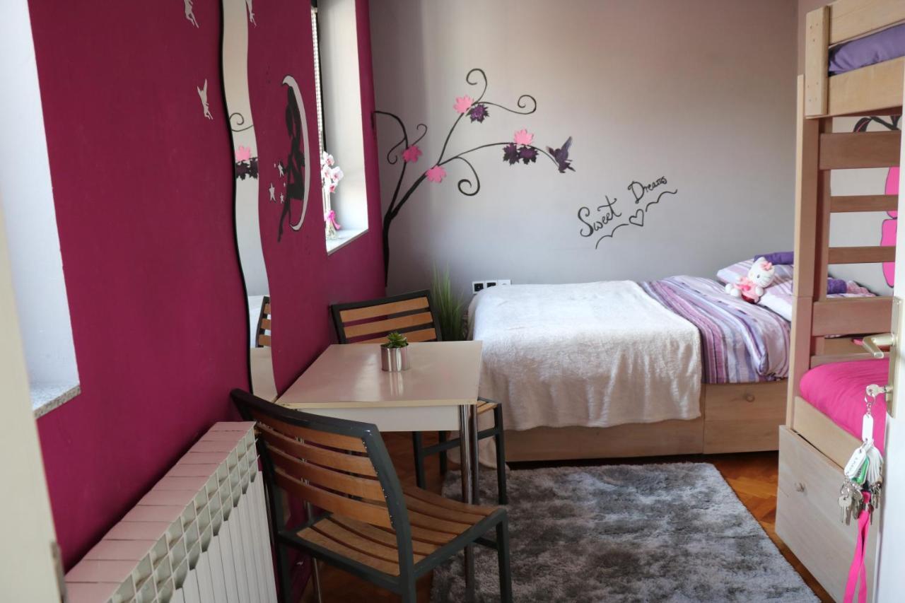 Fancy Hostel Zagreb Bagian luar foto